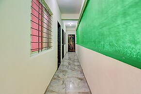 Fabhotel Pink House