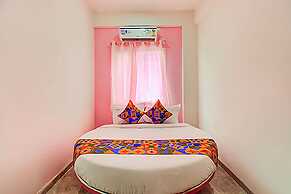 Fabhotel Pink House