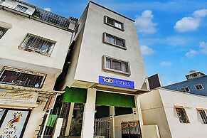 Fabhotel Pink House