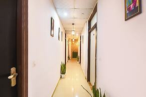 Fabhotel Lotus Inn