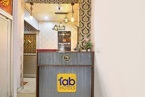 Fabhotel Lotus Inn