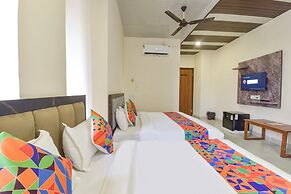 Fabhotel Sunroof & Rooftop