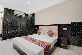 Fabhotel Family Inn