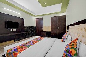 Fabhotel Family Inn