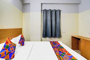 Fabhotel Golden Dreams