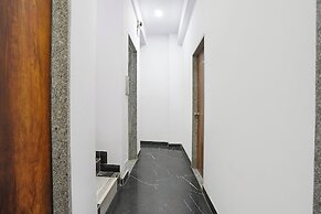 Fabhotel Shree Aurora