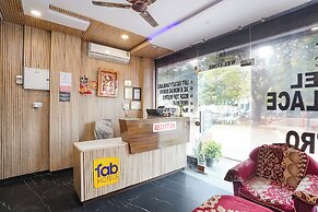 Fabhotel Shree Aurora