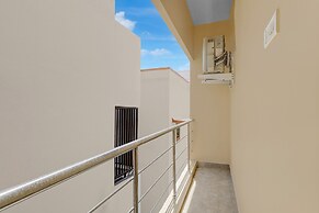 Fabhotel Sejour Royal