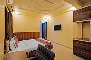 Fabhotel Club Metro