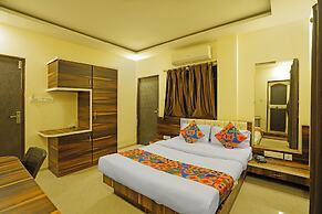 Fabhotel Club Metro