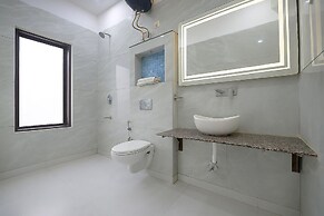 Fabhotel Mannat Shalimar Bagh