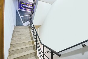 Fabhotel Mannat Paschim Vihar