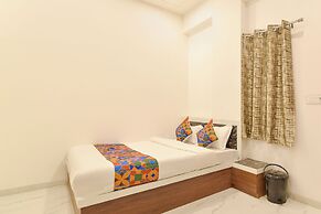 Fabhotel Radhy Sham
