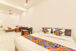 Fabhotel Radhy Sham