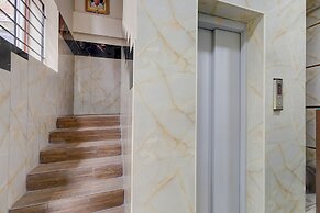 Fabhotel White Star Residency