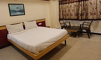 Fabhotel Sri Sai Guru Comforts