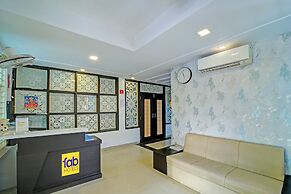 Fabhotel Konark Green
