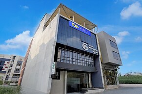 Fabhotel Cosmos Green