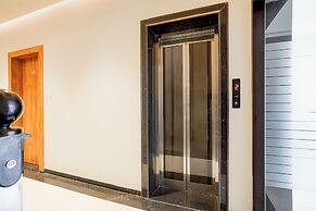 Fabhotel Cosmos Green