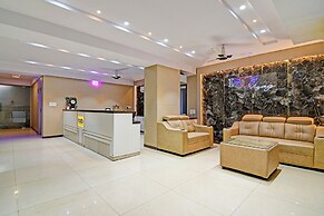 Fabhotel Shree Mohan Palace