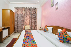 Fabhotel The Paradise