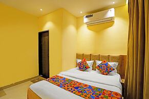 Fabhotel Shri Shubh Palace