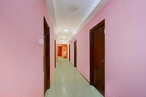 Fabhotel Jaswitha Grand