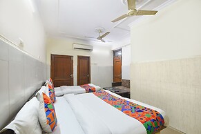 Fabhotel Shiv Palace