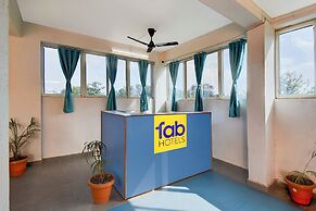 FabHotel Royal Inn Dehu