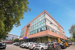 Fabhotel Dsg Residency