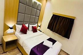 Fabhotel Aarti Residency
