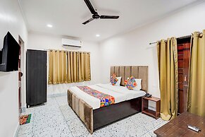 Fabhotel Vista Inn