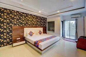Fabhotel Royal Imperio