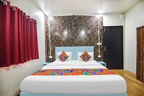 Fabhotel Red Apple