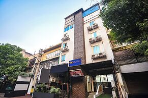 Fabhotel Red Apple