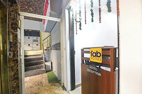 Fabhotel Red Apple