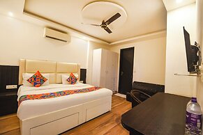 Fabhotel Red Apple