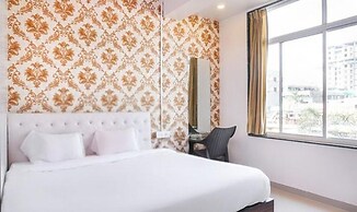 Fabhotel Nitya Executive