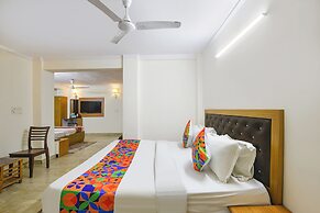 Fabhotel The Rivlet Centre