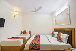 Fabhotel The Rivlet Centre