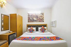 Fabhotel The Rivlet Centre