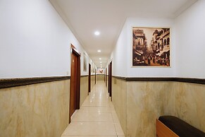 Fabhotel The Rivlet Centre