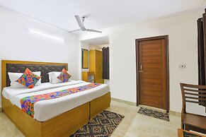 Fabhotel The Rivlet Centre