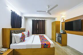 Fabhotel The Rivlet Centre