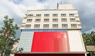 Fabhotel D Grand