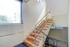 Fabhotel Mio