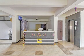 Fabhotel Panchsheel Crown