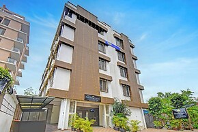 Fabhotel Panchsheel Crown
