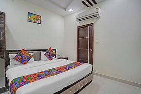 Fabhotel The Taj Majestic