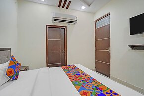 Fabhotel The Taj Majestic